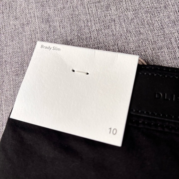 DL1961 Brady Slim, Black Cargo, Size 10 - Picture 9 of 9